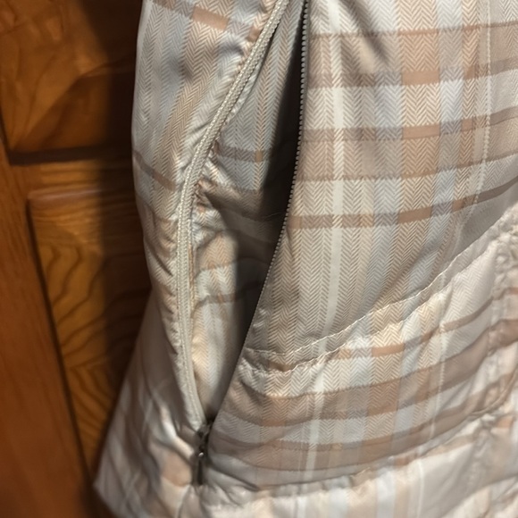 COPY - Patagonia Vest - Picture 3 of 5